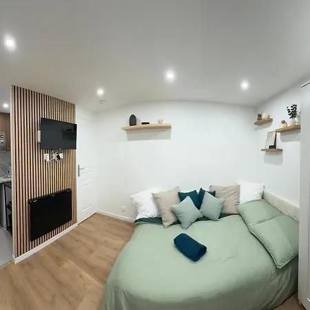 Apartament Cosy Refait A Neuf - Metro Et Rer A 5min